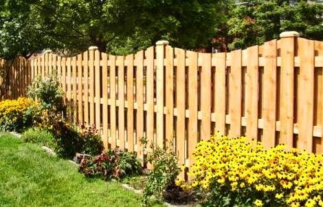 Декоративные деревянные заборы для сада