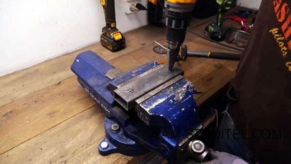 Простой сверлильный станок своими руками (39 фото изготовления) Простой сверлильный станок своими руками (39 фото изготовления)