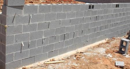 Строительство забора из пеноблоков Строительство забора из пеноблоков