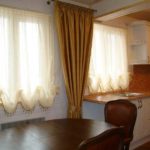 Кухонные шторы. От классики до современности (50 фото идей) Кухонные шторы. От классики до современности (50 фото идей)