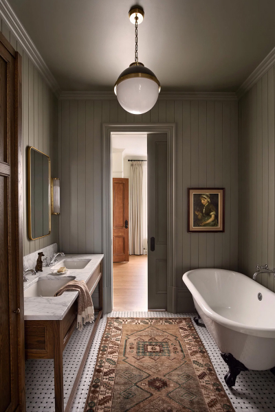 Элегантная загородная жизнь в обновлённом историческом доме в монреале