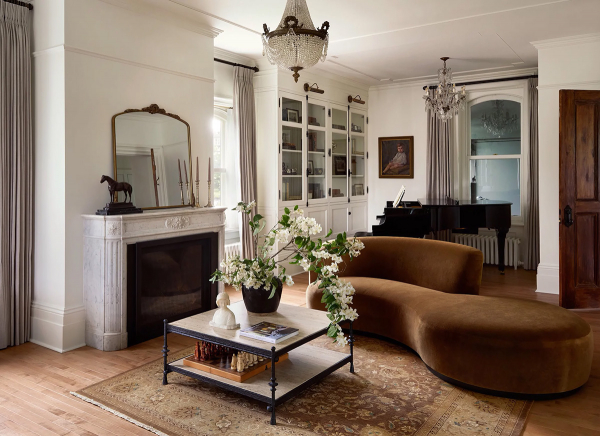 Элегантная загородная жизнь в обновлённом историческом доме в монреале