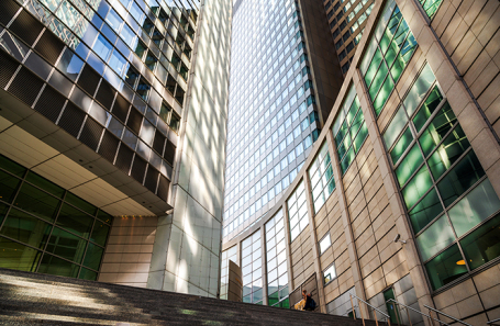 Платить по кадастровой: что изменится для комплексов зданий, где есть хотя бы один магазин или помещение под офисы? 1