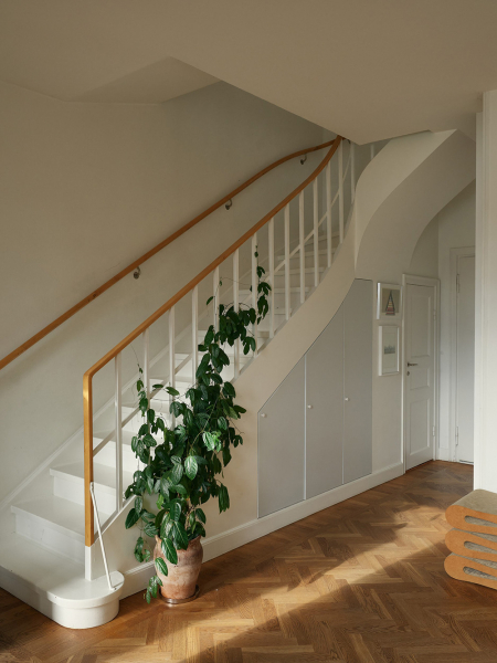 Необычная двухэтажная квартира в стокгольме с видовой террасой Необычная двухэтажная квартира в стокгольме с видовой террасой