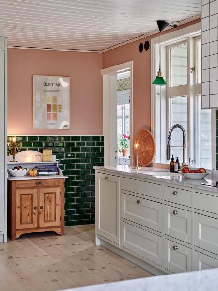 Пара преобразила старый коттедж в швеции, который был никому не интересен