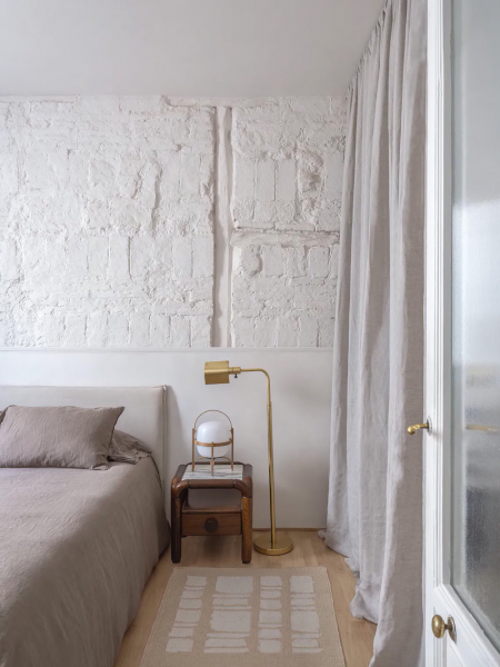 Современное искусство и отголоски прошлого: квартира дизайнера мод в мадриде Современное искусство и отголоски прошлого: квартира дизайнера мод в мадриде