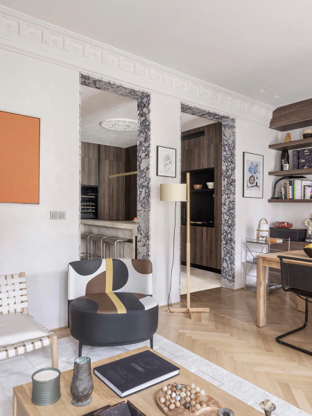 Современное искусство и отголоски прошлого: квартира дизайнера мод в мадриде Современное искусство и отголоски прошлого: квартира дизайнера мод в мадриде