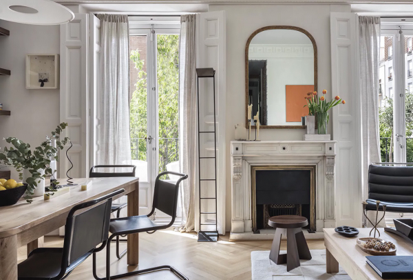 Современное искусство и отголоски прошлого: квартира дизайнера мод в мадриде Современное искусство и отголоски прошлого: квартира дизайнера мод в мадриде