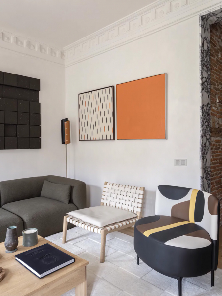 Современное искусство и отголоски прошлого: квартира дизайнера мод в мадриде Современное искусство и отголоски прошлого: квартира дизайнера мод в мадриде