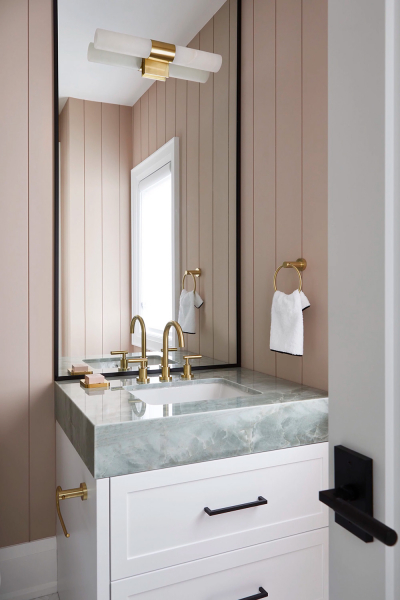 Светлая современная элегантность загородного дома в канаде Светлая современная элегантность загородного дома в канаде