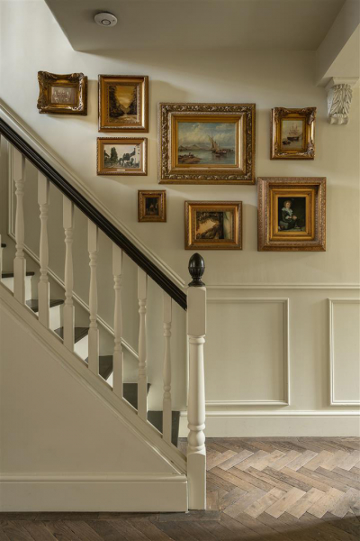 Темные и другие интересные оттенки в интерьере викторианского дома в лондоне Темные и другие интересные оттенки в интерьере викторианского дома в лондоне