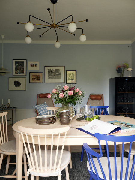 Уютная двухэтажная квартира с небольшой террасой на окраине стокгольмa Уютная двухэтажная квартира с небольшой террасой на окраине стокгольмa