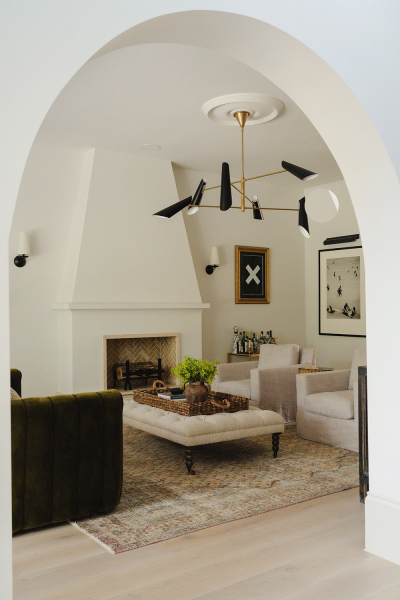 Великолепный дом с арками в лондоне