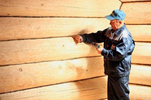 Инструкция по конопатке дома из бруса: лучшие утеплители для выбора Инструкция по конопатке дома из бруса: лучшие утеплители для выбора