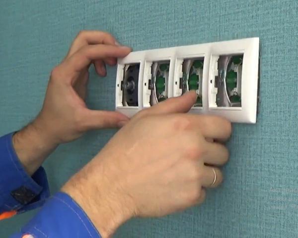 Электромонтаж с нуля: пошаговая установка розеток Электромонтаж с нуля: пошаговая установка розеток