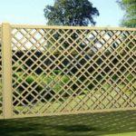 Решаем каким сделать забор из дерева Решаем каким сделать забор из дерева