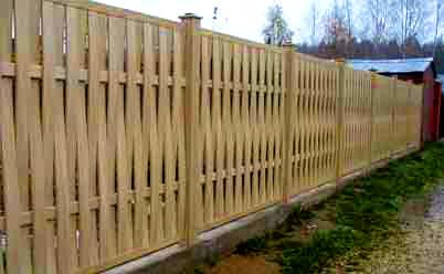 Как сделать плетеный забор из досок Как сделать плетеный забор из досок