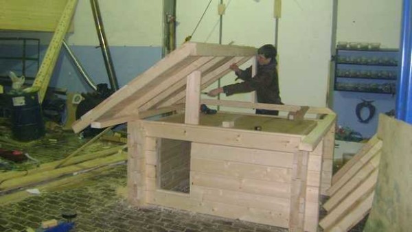 Собачья будка своими руками: два фотоотчета + видео Собачья будка своими руками: два фотоотчета + видео