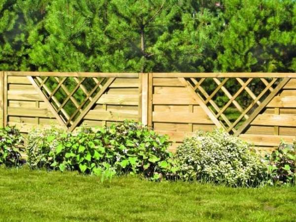 Решаем каким сделать забор из дерева Решаем каким сделать забор из дерева