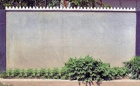 Дешевые заборы из шифера Дешевые заборы из шифера