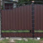 Забор из профлиста своими руками: пошаговый фотоотчет Забор из профлиста своими руками: пошаговый фотоотчет