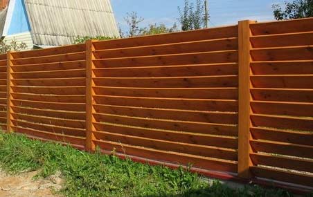 Заборы-жалюзи из древесины Заборы-жалюзи из древесины