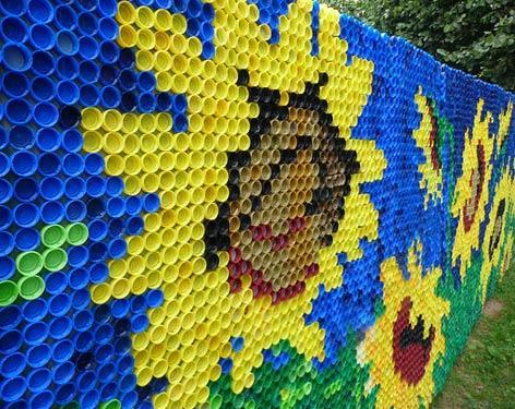 Как сделать забор из пластиковых бутылок Как сделать забор из пластиковых бутылок