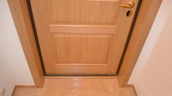 10 лучших способов отделать откосы входной двери внутри квартиры + 40 фото для вдохновения 10 лучших способов отделать откосы входной двери внутри квартиры + 40 фото для вдохновения