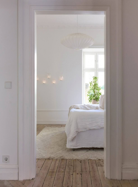 Белая скандинавия: очарование минималистичного интерьера в мальмё Белая скандинавия: очарование минималистичного интерьера в мальмё