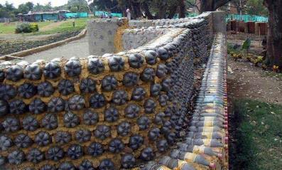 Забор из подручных материалов Забор из подручных материалов