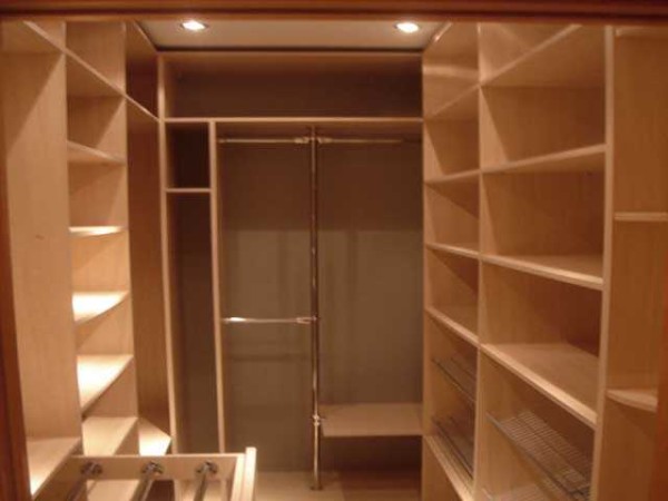 Как сделать гардеробную: планировка и наполнение Как сделать гардеробную: планировка и наполнение