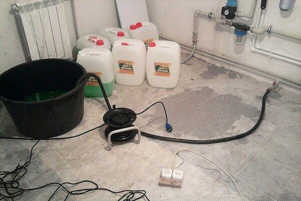 Каким должен быть теплоноситель для систем отопления: параметры жидкости для радиаторов Каким должен быть теплоноситель для систем отопления: параметры жидкости для радиаторов