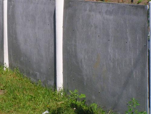 Дешевые заборы из шифера Дешевые заборы из шифера