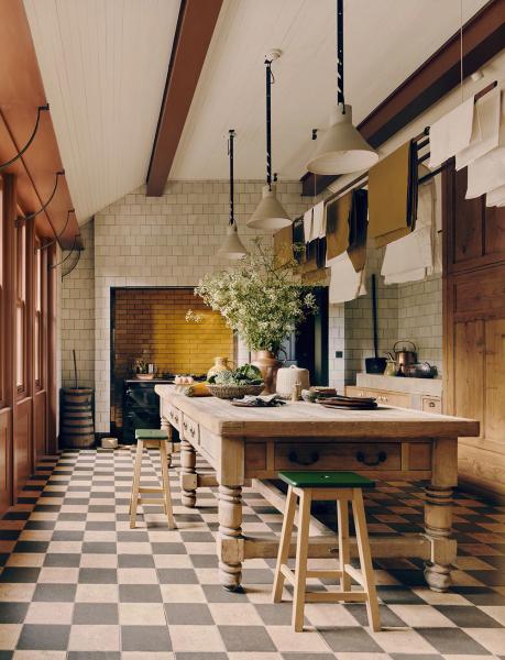 Как заброшенная ферма в йоркшире стала стильным и уютным домом дизайнера Как заброшенная ферма в йоркшире стала стильным и уютным домом дизайнера