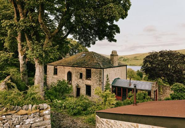 Как заброшенная ферма в йоркшире стала стильным и уютным домом дизайнера Как заброшенная ферма в йоркшире стала стильным и уютным домом дизайнера