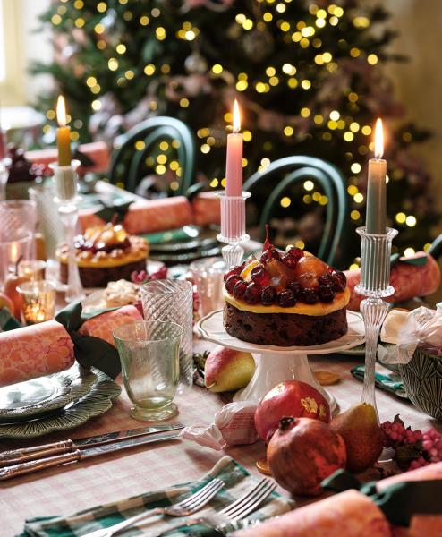 Красочная английская сказка в доме автора кулинарных книг в лондоне Красочная английская сказка в доме автора кулинарных книг в лондоне