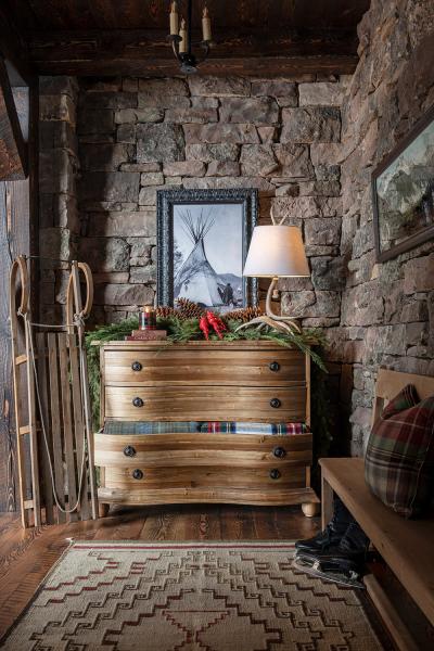 Праздники на горнолыжном курорте: интерьер в стиле рустик в монтане Праздники на горнолыжном курорте: интерьер в стиле рустик в монтане