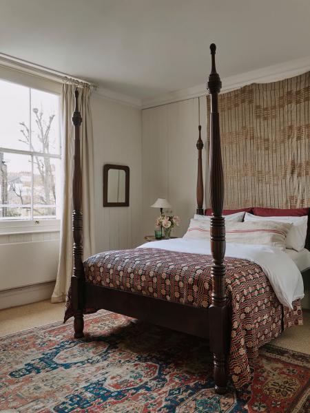 Роскошные праздничные интерьеры дома дизайнера одежды в лондоне Роскошные праздничные интерьеры дома дизайнера одежды в лондоне