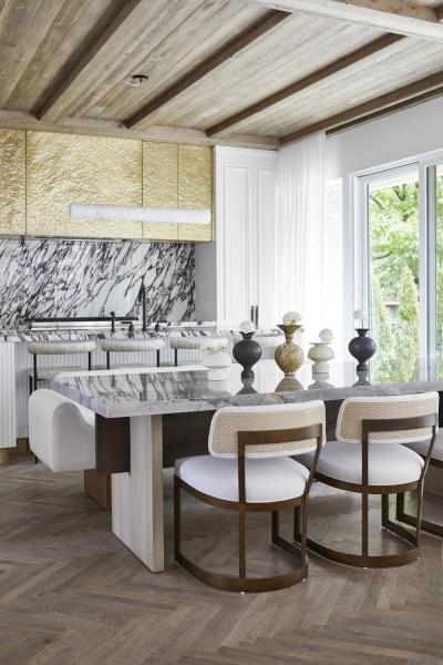 Роскошный деревянный потолок в интерьере модной квартиры в торонто Роскошный деревянный потолок в интерьере модной квартиры в торонто