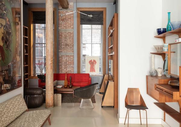 Впечатляющая высота потолков и живые растения: лофт коллекционера на манхеттене Впечатляющая высота потолков и живые растения: лофт коллекционера на манхеттене