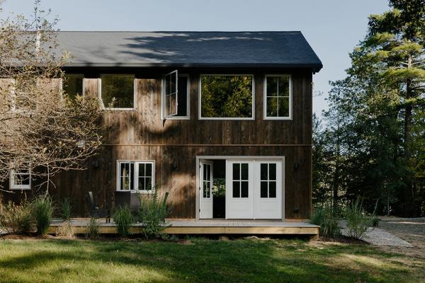 Второй свет и воздух: приятный интерьер красивого загородного коттеджа в штате нью-йорк Второй свет и воздух: приятный интерьер красивого загородного коттеджа в штате нью-йорк