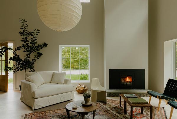 Второй свет и воздух: приятный интерьер красивого загородного коттеджа в штате нью-йорк Второй свет и воздух: приятный интерьер красивого загородного коттеджа в штате нью-йорк