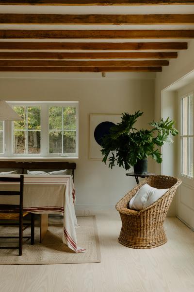 Второй свет и воздух: приятный интерьер красивого загородного коттеджа в штате нью-йорк Второй свет и воздух: приятный интерьер красивого загородного коттеджа в штате нью-йорк
