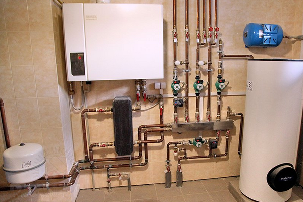 Как правильно пользоваться водонагревателем: инструкция по эксплуатации проточных и накопительных агрегатов Как правильно пользоваться водонагревателем: инструкция по эксплуатации проточных и накопительных агрегатов