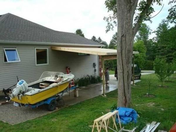 Делаем навес для авто из дерева, поликорбоната Делаем навес для авто из дерева, поликорбоната