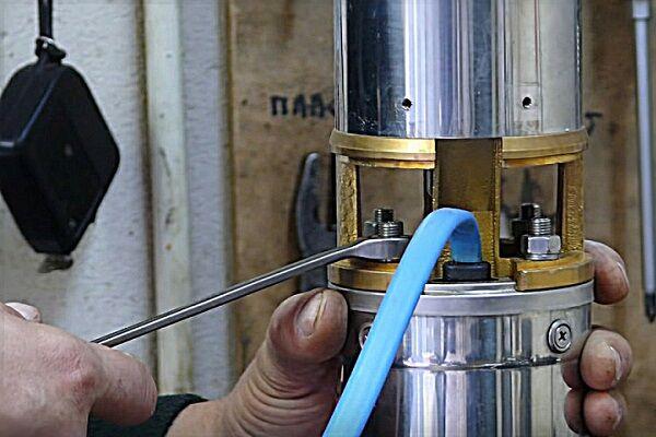 Как разобрать погружной насос: популярные поломки + детальная инструкция по разборке Как разобрать погружной насос: популярные поломки + детальная инструкция по разборке