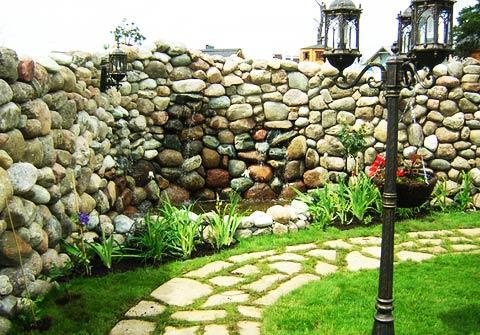 Как сделать забор из булыжника Как сделать забор из булыжника