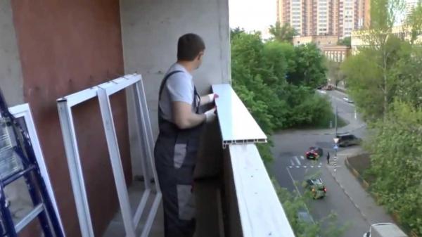 Тонировка окон на балконе: способы и советы для собственных рук Тонировка окон на балконе: способы и советы для собственных рук