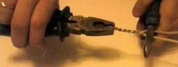 Как соединить провода в распределительной коробке Как соединить провода в распределительной коробке