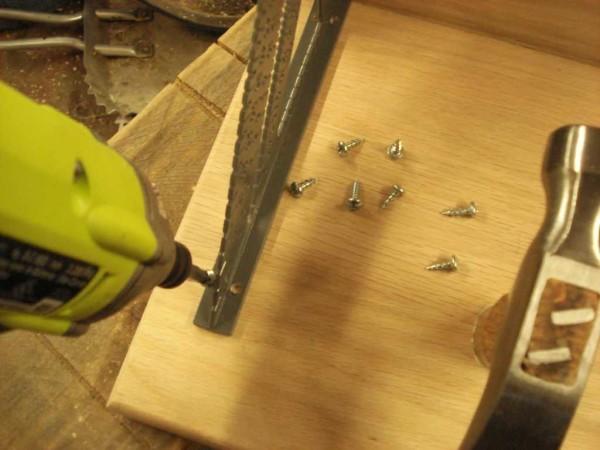 Как сделать настенную вешалку Как сделать настенную вешалку